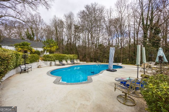 141 Meadow Drive, Forsyth, GA 31029