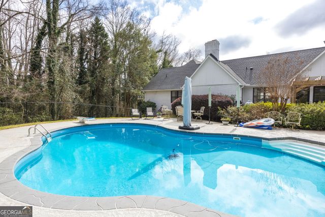 141 Meadow Drive, Forsyth, GA 31029