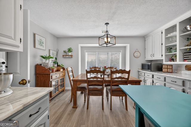 141 Meadow Drive, Forsyth, GA 31029