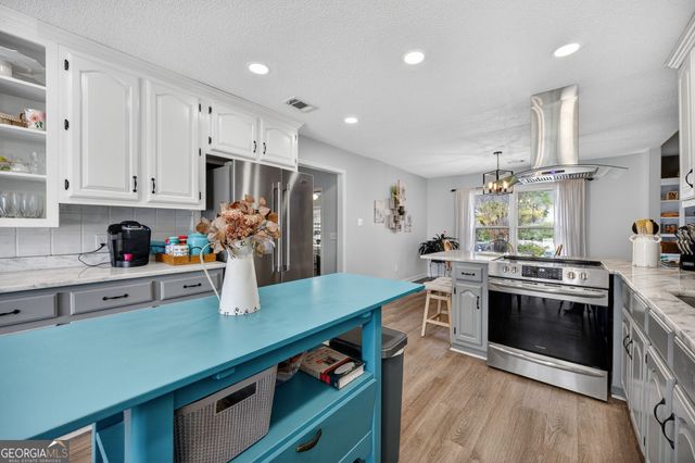 141 Meadow Drive, Forsyth, GA 31029