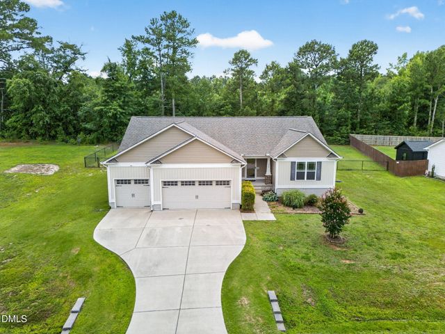 235 Highcroft Circle, Benson, NC 27504
