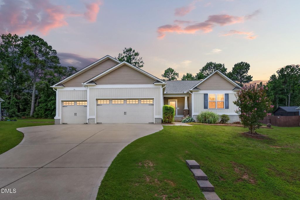 235 Highcroft Circle, Benson, NC 27504