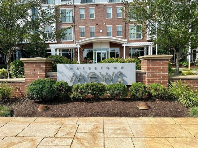 5 Repton Circle 5106, Watertown, MA 02472