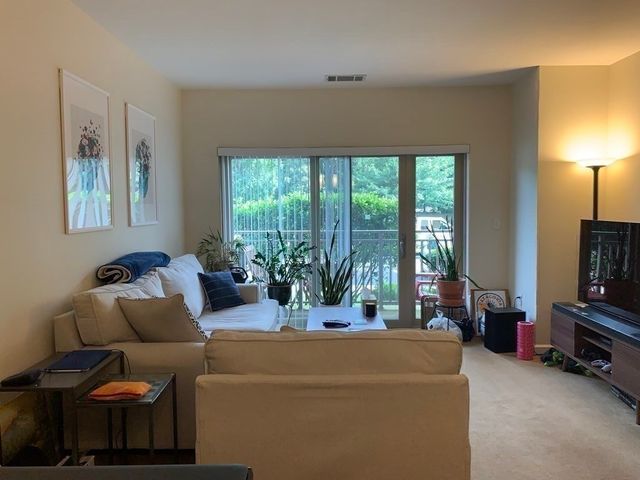 5 Repton Circle 5106, Watertown, MA 02472