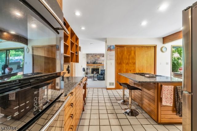 20 Heather Ln, Bernards Twp., NJ 07920