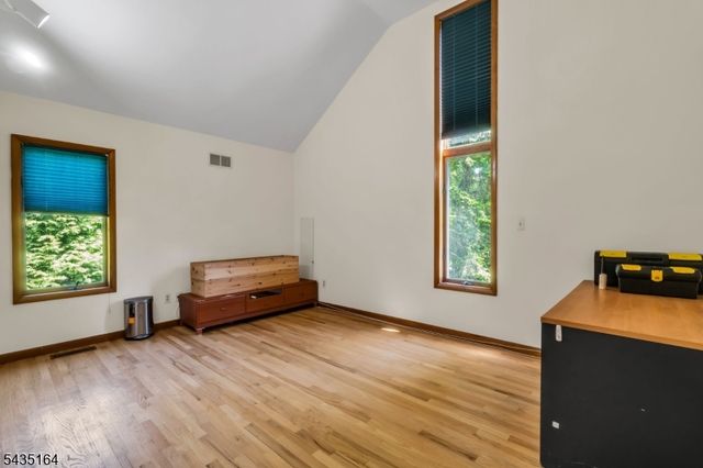 20 Heather Ln, Bernards Twp., NJ 07920