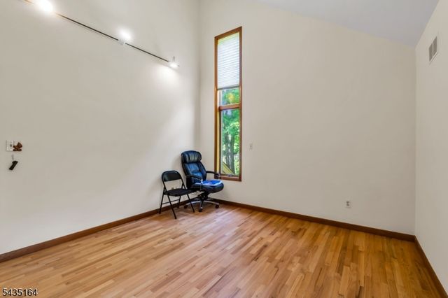20 Heather Ln, Bernards Twp., NJ 07920