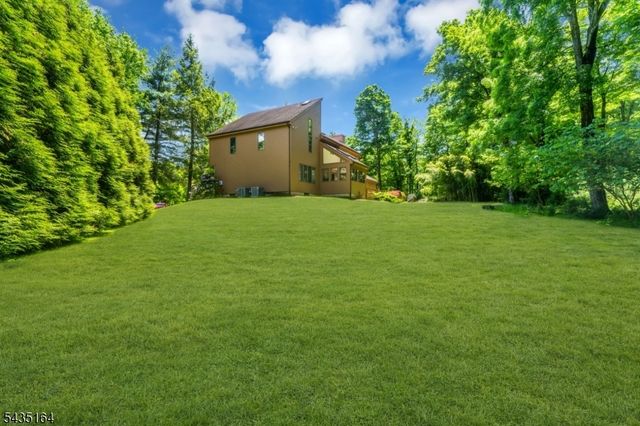 20 Heather Ln, Bernards Twp., NJ 07920