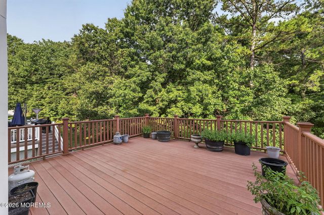 2 Palisades Road, Old Bridge, NJ 08857