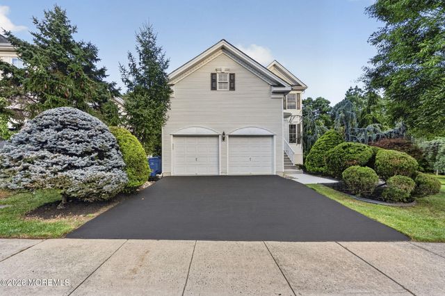 2 Palisades Road, Old Bridge, NJ 08857