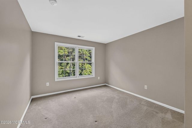 2 Palisades Road, Old Bridge, NJ 08857