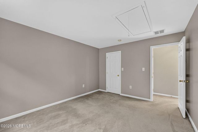 2 Palisades Road, Old Bridge, NJ 08857