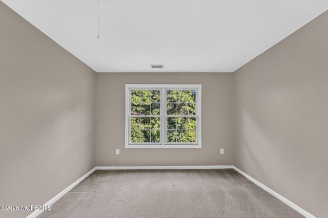 2 Palisades Road, Old Bridge, NJ 08857