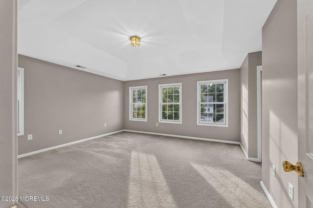 2 Palisades Road, Old Bridge, NJ 08857