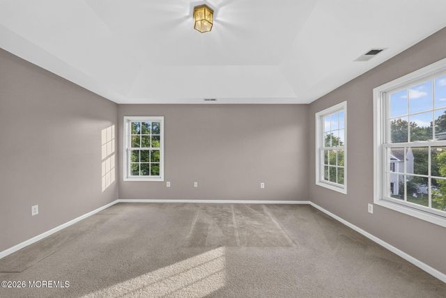 2 Palisades Road, Old Bridge, NJ 08857