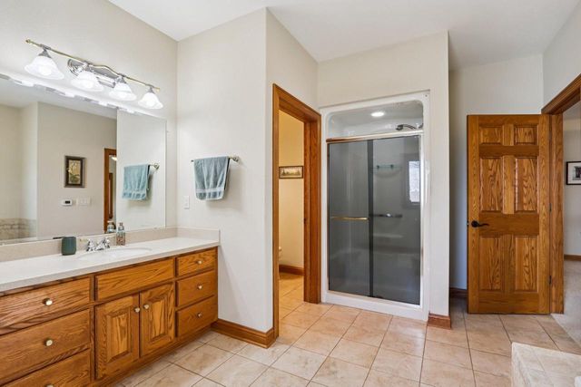 5888 Steeple LANE, West Bend, WI 53090