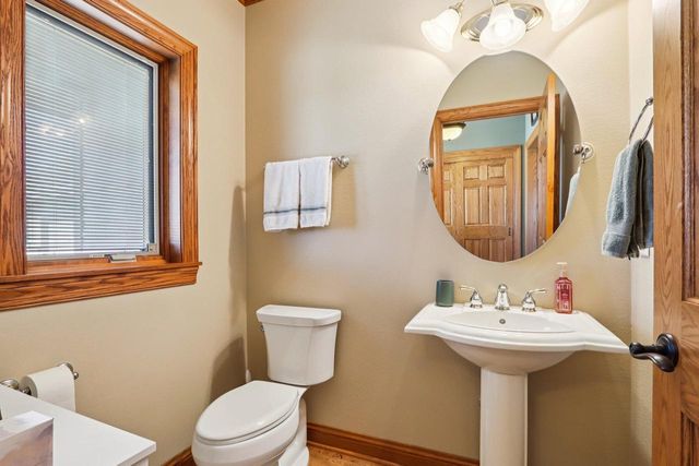 5888 Steeple LANE, West Bend, WI 53090