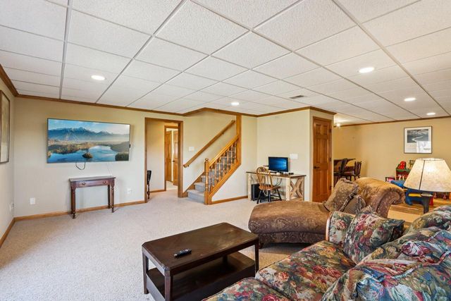 5888 Steeple LANE, West Bend, WI 53090