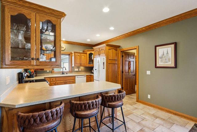 5888 Steeple LANE, West Bend, WI 53090