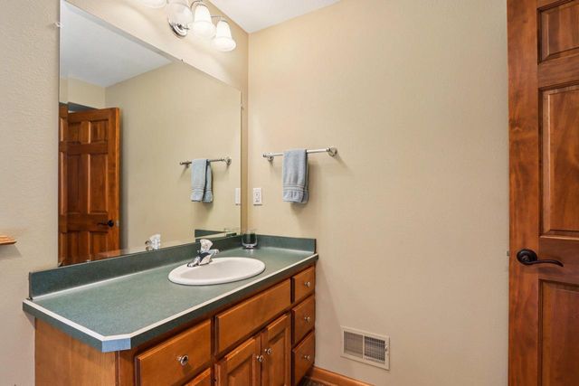 5888 Steeple LANE, West Bend, WI 53090