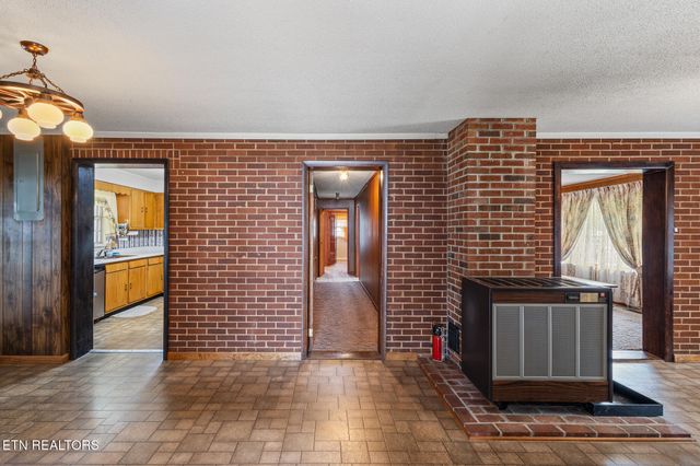 400 Warren St, Athens, TN 37303