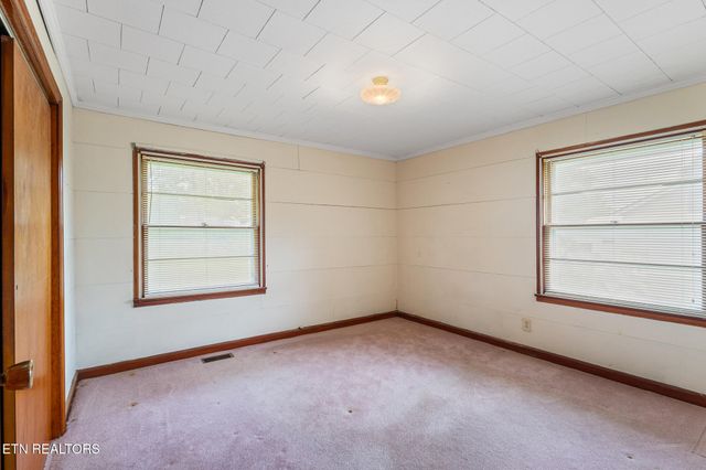 400 Warren St, Athens, TN 37303