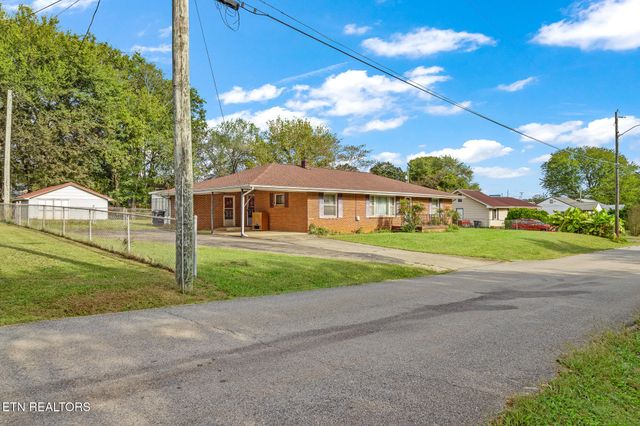 400 Warren St, Athens, TN 37303