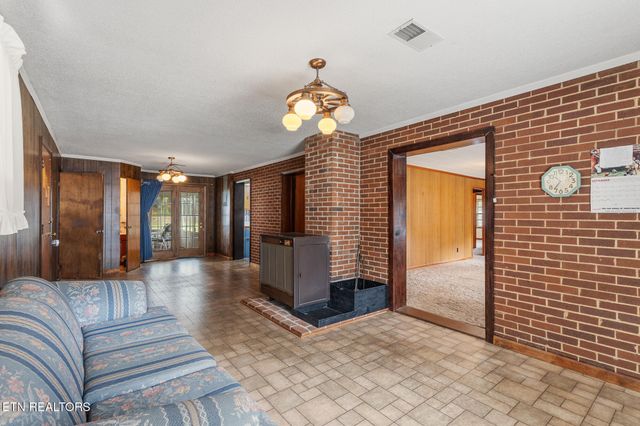 400 Warren St, Athens, TN 37303