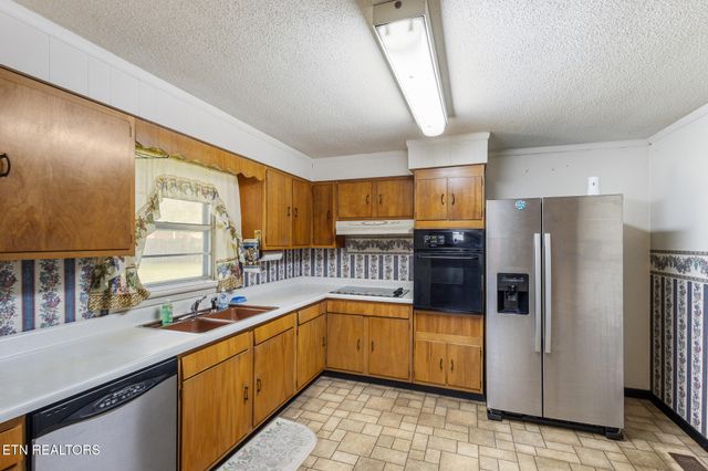 400 Warren St, Athens, TN 37303