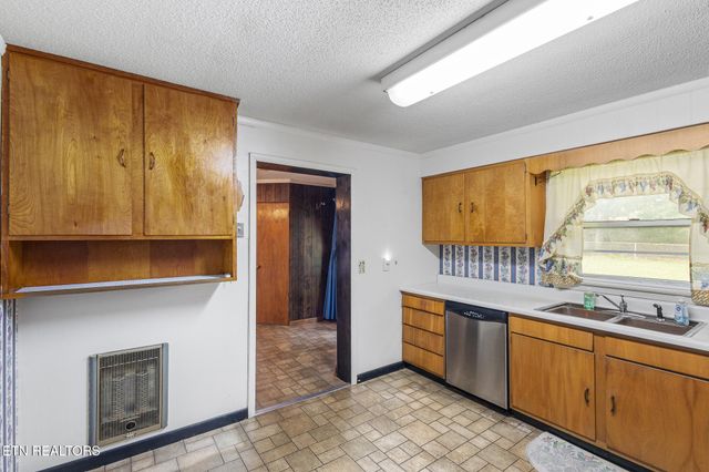 400 Warren St, Athens, TN 37303