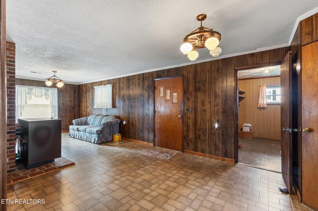 400 Warren St, Athens, TN 37303