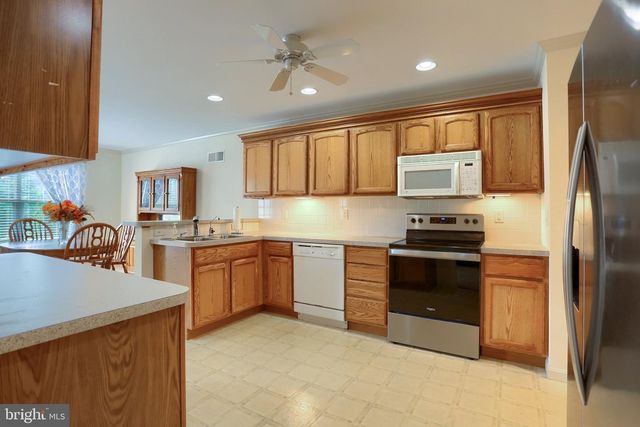 57 LEE ANN CT, Enola, PA 17025