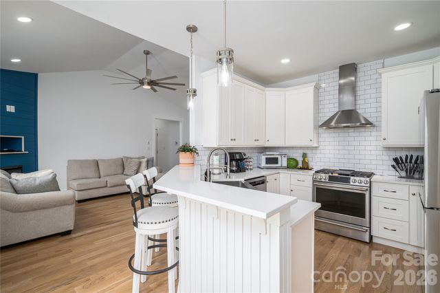 2725 Eagle Drive, Lincolnton, NC 28092