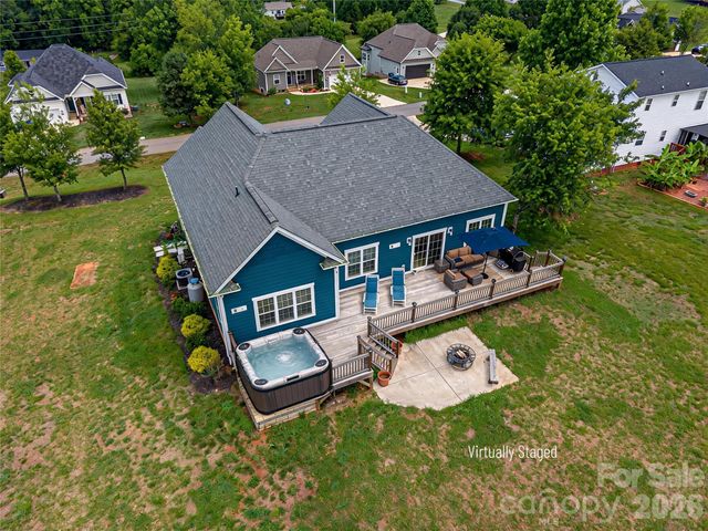 2725 Eagle Drive, Lincolnton, NC 28092