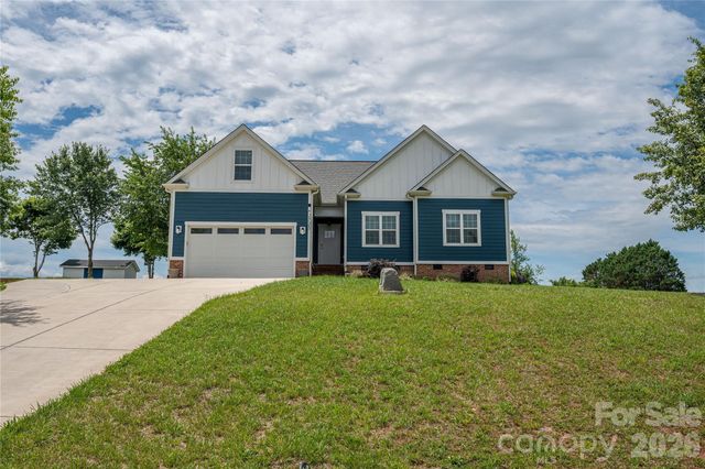 2725 Eagle Drive, Lincolnton, NC 28092