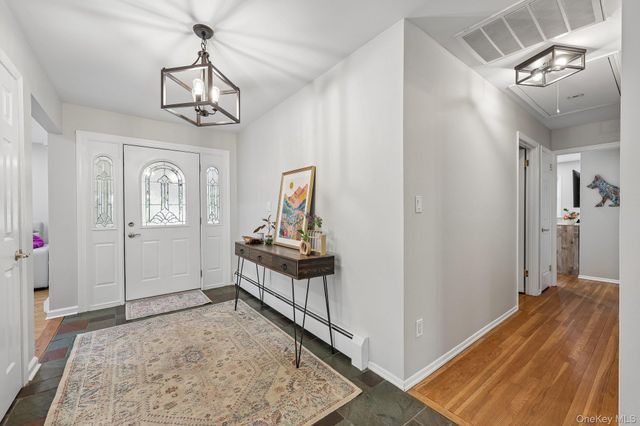 7 Glenmere Road, New City, NY 10956