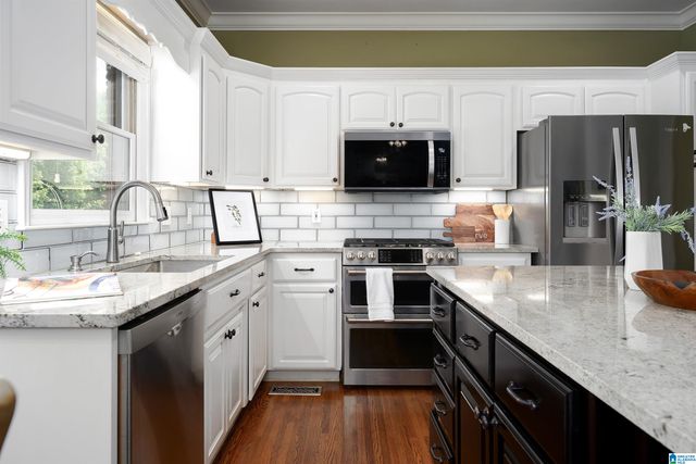 2083 BANEBERRY DRIVE, Hoover, AL 35244