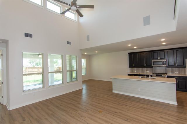 2816 Painted Sky BND, Leander, TX 78641