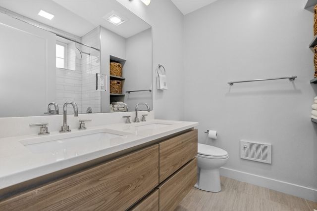 24 Rush St C, Somerville, MA 02145