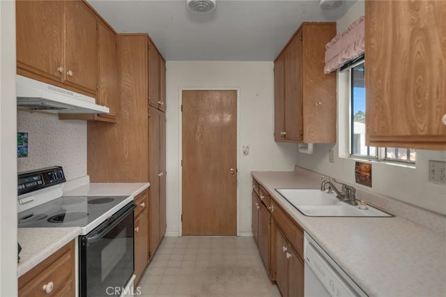 41278 Torrey Pine Court, Hemet, CA 92544