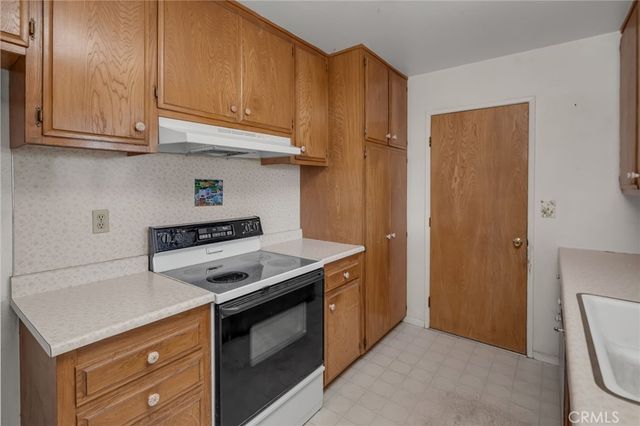 41278 Torrey Pine Court, Hemet, CA 92544