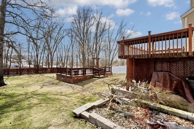 20 Alexander Drive, Washingtonville, NY 10992