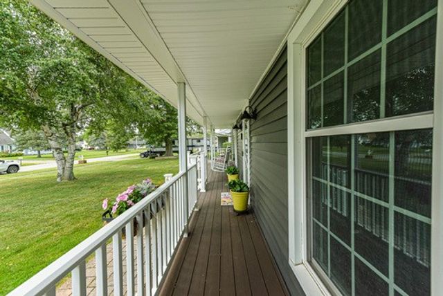 28 Stallion Circle, Greece, NY 14626