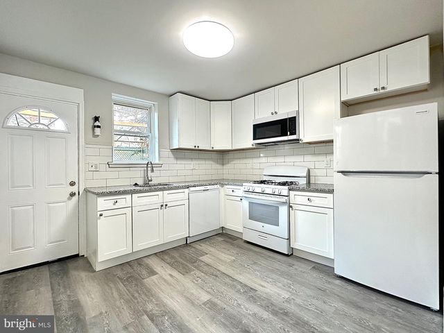 3120 HAVERFORD AVE, Philadelphia, PA 19104