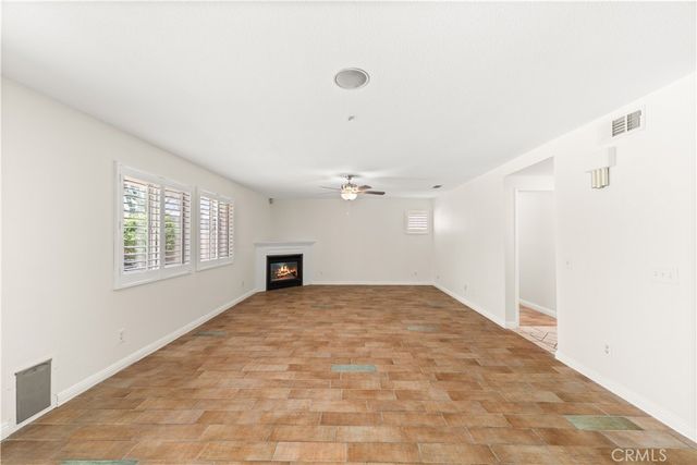 15556 Skylark, Fontana, CA 92336