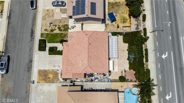 15556 Skylark, Fontana, CA 92336