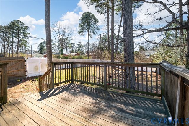 2046 Walton St, Petersburg, VA 23805