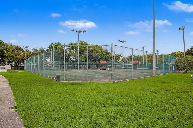 8830 SW 123rd Ct I-308, Miami, FL 33186