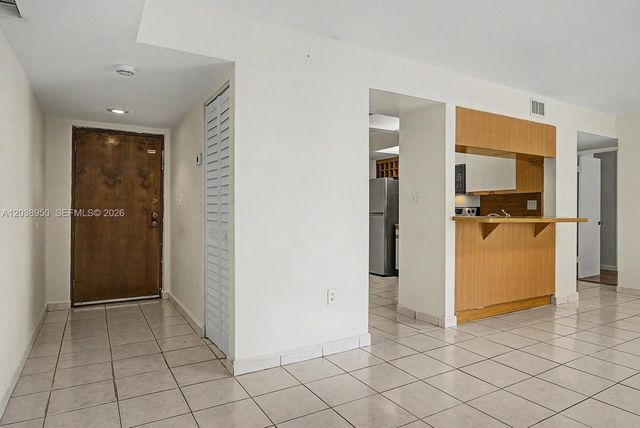 8830 SW 123rd Ct I-308, Miami, FL 33186