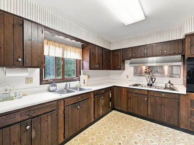 64 Hidden Meadow, Milton, VT 05468